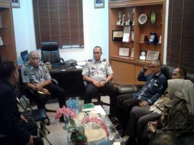 DPRD Karimun Laporkan Ada Calo Pengurusan Paspor